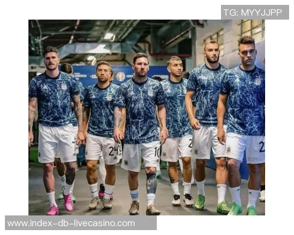 全球足球运动员身高分析与各国球员身高差异探讨