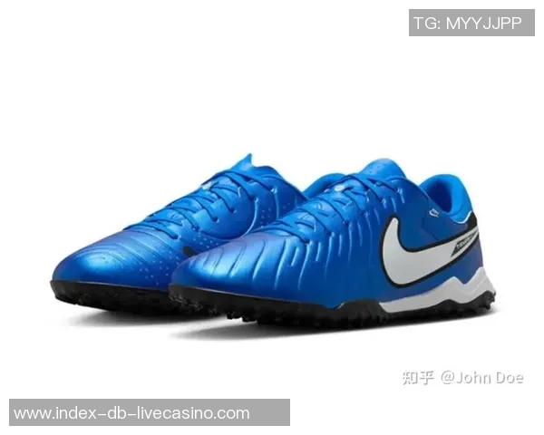 后卫在选择足球鞋时应考虑的关键因素与推荐款式解析